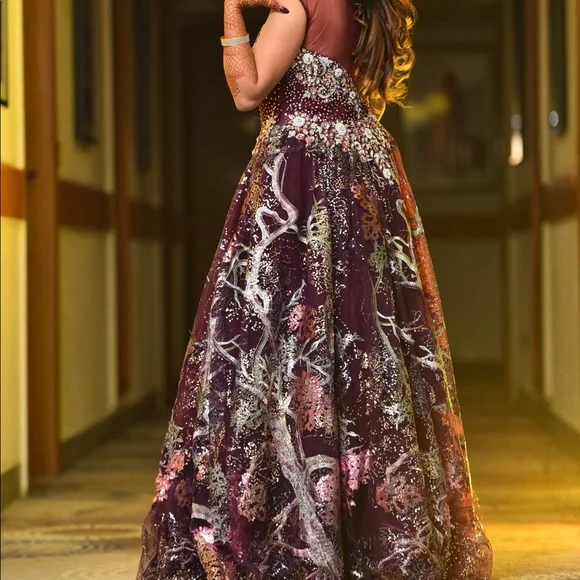 Evening gown - Picture 7 of 8